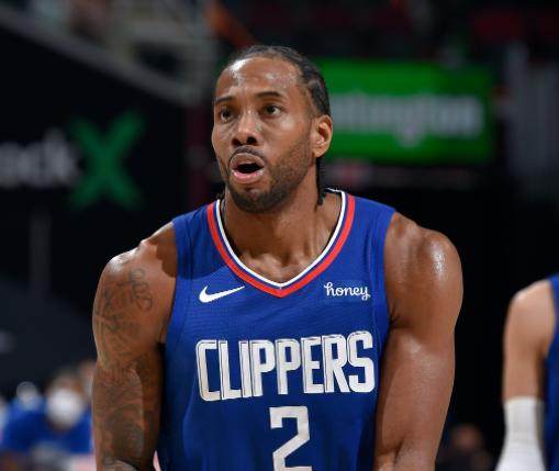 乐鱼注册-3连败结束上半赛季 快艇队阵容不齐就赢不了球？